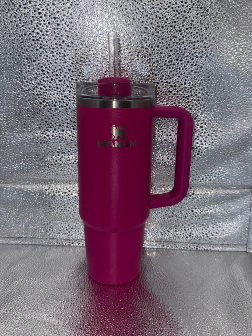 Stanley Quencher H2.0 30oz Fuchsia Pink Tumbler FlowState Lid Straw Handle